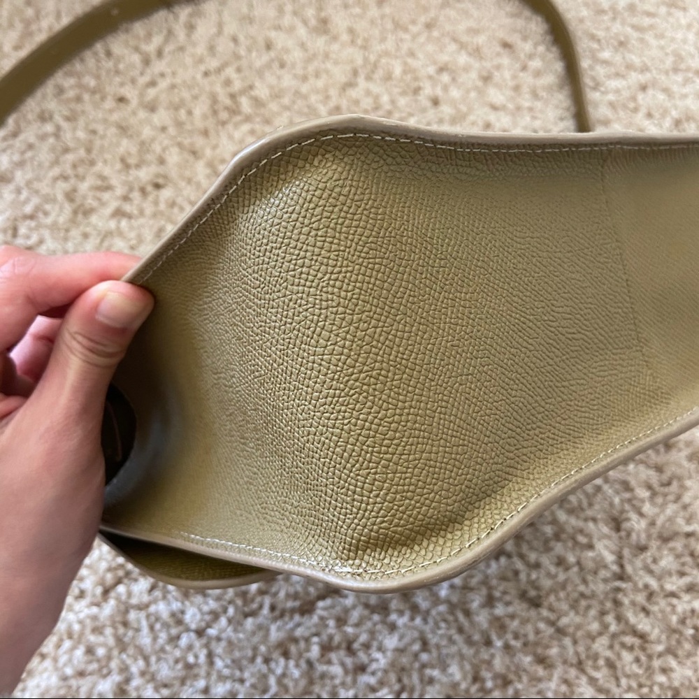 Minimalist Structured Crossbody Shoulder Bag - Picture 15 of 15
